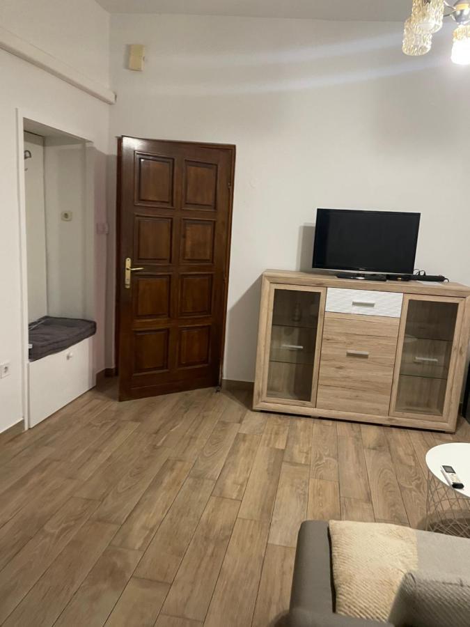 Apartman Zen In The Centar Of 시베니크 외부 사진