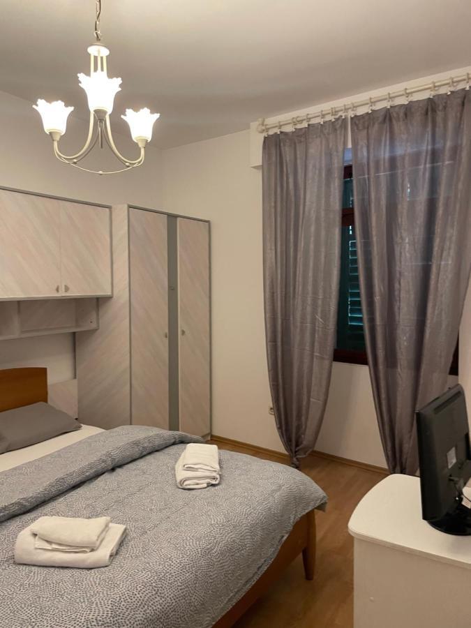Apartman Zen In The Centar Of 시베니크 외부 사진